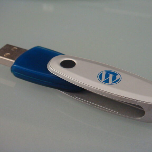 Wordpress USB Stick {open}